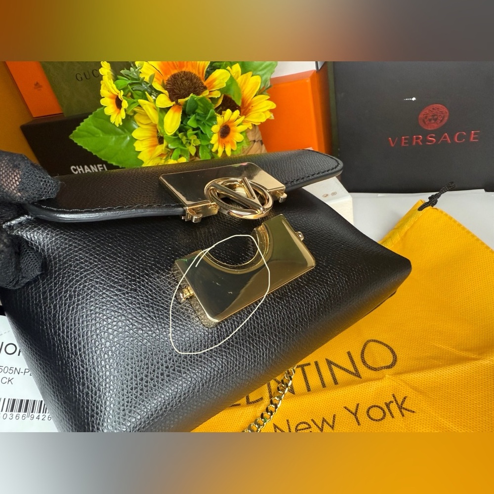 🆕VALENTINO by Mario Valentino Crossbody Bag - Picture 13 of 17